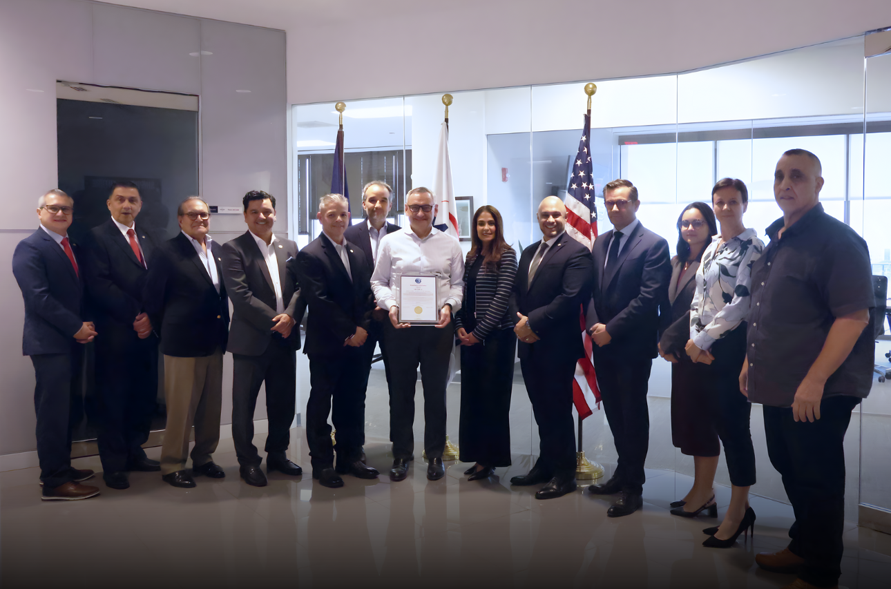 From left to right: Luis Renella, WBO Operations; Pedro P. Peña, WBO Treasurer; Aldo Defilippi, WBO Board Member; Oscar Sánchez, WBO Board Chair; Erik Moncayo, WBO International President; Tomás Díaz, WBO Secretary; Jean Yves Duval, Head of LATAM & Caribbean, CMA CGM; Suzanne Lemaitre, WBO Executive Director; Oscar Andrade, WBO Vice Chair; Alexandre Muyl, CMA CGM Security Director; Gina Farre, CMA CGM Security Officer; Angelina Yelkova, QPM Head – CMA CGM; Rod Khattabi, CMA CGM Intelligence. 